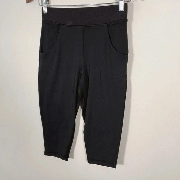 ‼️ 50%  OFF ‼️🌟⭐️✨CLEARANCE SALE ✨⭐️🌟 Ivivva By Lululemon Girl's Crop Legging - Picture 2 of 10